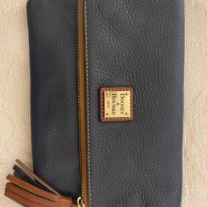 Dooney & Bourke Handbag